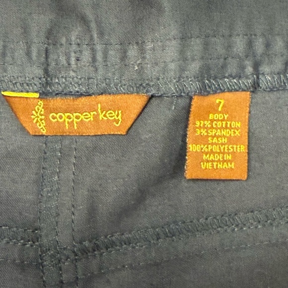 NWT Copper Key Navy Cotton Capri Pants w/ Red Cream Polka Dot Sash - Size 7 - Picture 8 of 15